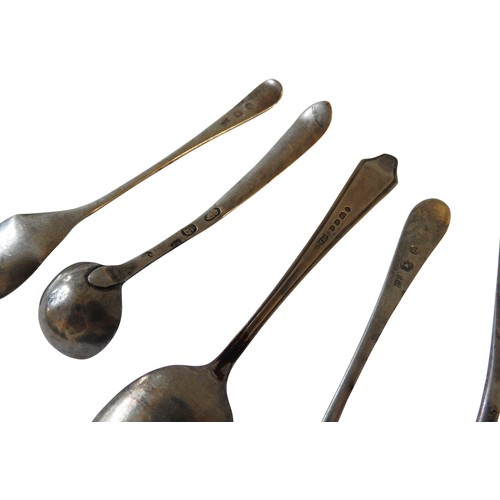 483 - FOUR SCOTTISH GEORGE III SILVER TEA SPOONS, marks of Patrick Robertson, Edinburgh, circa 1785, engra... 