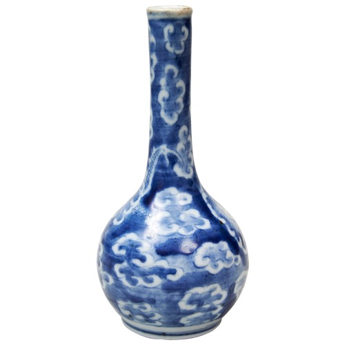 258 - SMALL BLUE AND WHITE 'DRAGON AND CLOUDS' BOTTLE VASEKANGXI PERIOD (1662-1722)the sides painted with ... 