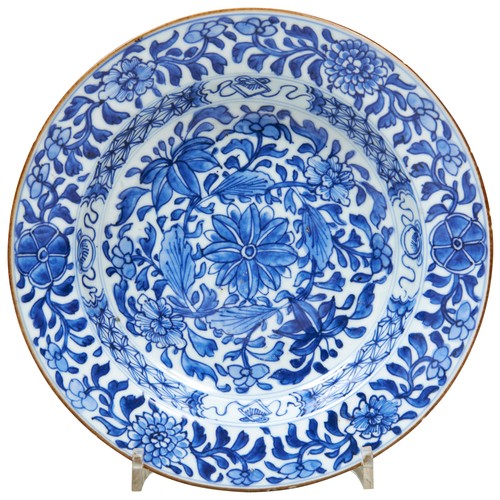 264 - CHINESE BLUE AND WHITE DISHQING DYNASTY, 18TH CENTURYdensely decorated in tones of underglaze blue w... 