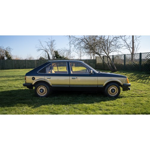 38 - 1982 VAUXHALL ASTRA 1.3S 'EXP' EDITIONRegistration Number:  ADV 366YChassis Number: 44CE141252Record... 