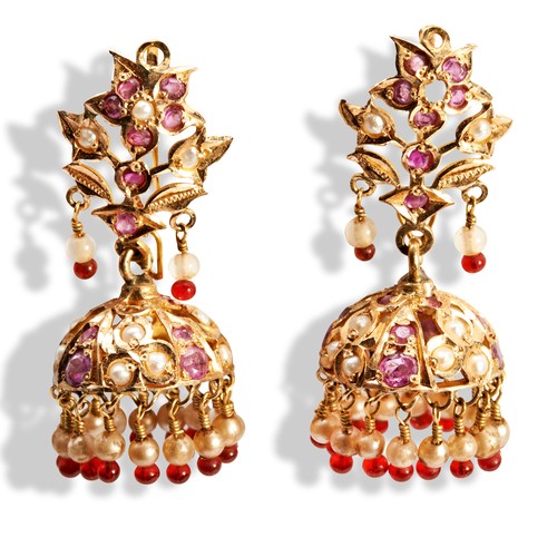 95 - A PAIR OF INDIAN RUBY & PEARL TASSEL DROP EARRINGSthe domed section set with round cut rubies an... 