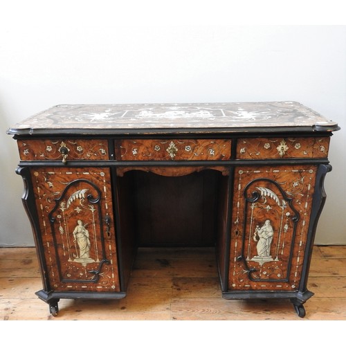 86 - AN IMPRESSIVE ITALIAN WALNUT AND IVORY INLAID TWIN PEDESTAL DESK, 18TH CENTURYHighly decorated top i... 