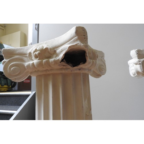 87 - A PAIR OF CONTEMPORARY MOULDED PLASTER PILLARS, Neo-classical Corinthian deisgn76 x 35 x 35 cm