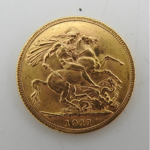 309 - A GEORGE V GOLD SOVEREIGN, CIRCA 191122ct gold, 8 grams