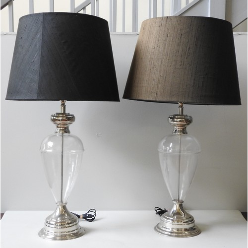 117 - A PAIR OF CONTEMPORARY GLASS TABLE LAMPS,Amphora form, with chrome plated bases and collars, and dru... 