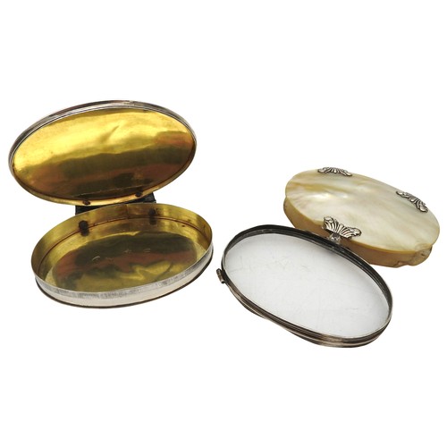 325 - AN EARLY 18TH CENTURY SILVER PILL BOX AND A MOTHER OF PEARL LOOKING GLASS, the pill box of simplisti... 