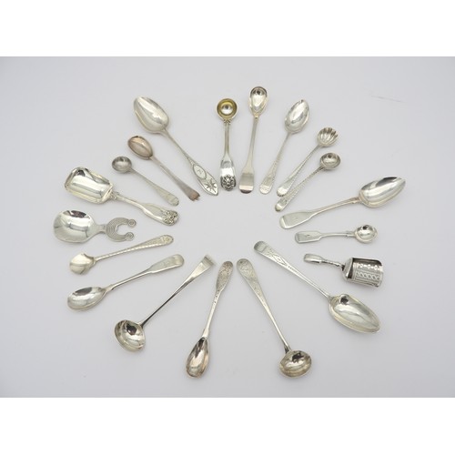 265 - A LARGE ASSORTMENT OF LATE 18TH / EARLY 19TH CENTURY SILVER SPOONS, the lot comprised of a wide vari... 