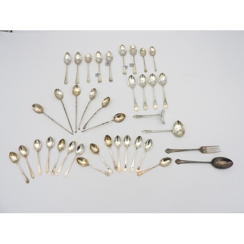 251 - AN ASSORTMENT OF SILVER TEASPOONS AND TWO CHRISTENING SETS, early 20th century, some of the teaspoon... 