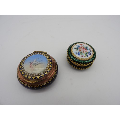 412 - TWO VINTAGE FRENCH ENAMELLED PILL BOXES, CIRCA 1920, the larger a cobalt blue circular box decorated... 