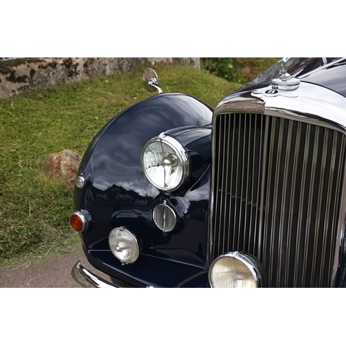 14 - 1950 BENTLEY MARK VI SIX LIGHT SALOON BY FREESTONE AND WEBBRegistration Number: GRY 560Chassis Numbe... 