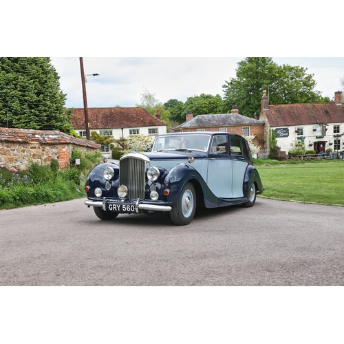 14 - 1950 BENTLEY MARK VI SIX LIGHT SALOON BY FREESTONE AND WEBBRegistration Number: GRY 560Chassis Numbe... 