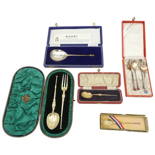 276 - A VICTORIAN SILVER-GILT PRESENTATION KNIFE AND SPOON AND OTHER COMMEMORATIVE SPOONS, the silver gilt... 