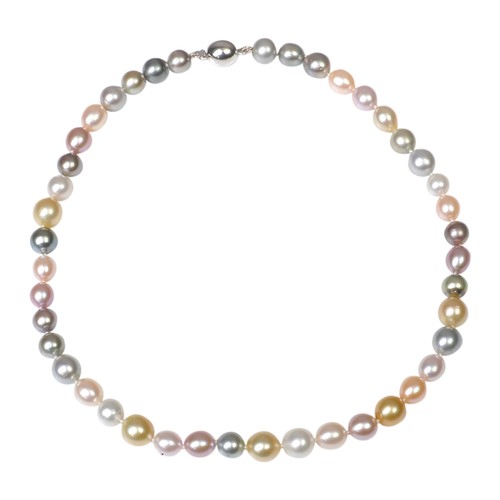 262 - A FRESHWATER CULTURED PEARL NECKLACEthe uniform row of forty three pastel coloured off round culture... 