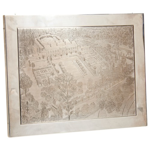 34 - AN ENGRAVED PICTORIAL SILVER EASEL PLAQUEDepicting the Famous Bel-air Mansion of ‘875 Nimes’, once h... 