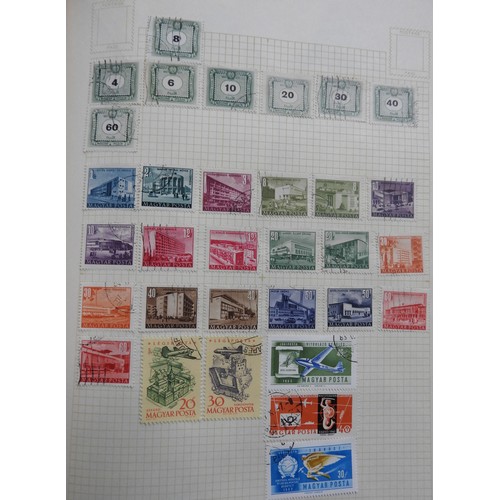 67 - AN ASSORTMENT OF LOOSE LEAF MOUNTED POLISH STAMPS, (former auction lot) together with an old plunder... 