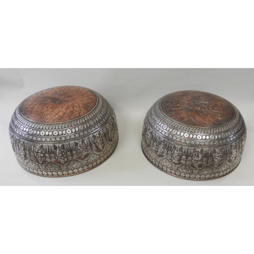 268 - A LARGE PAIR OF INDIAN SILVERED COPPER BASINS, THANJAVUR (TANJORE) TAMIL NACHS, SOUTHERN INDIAN, LAT... 