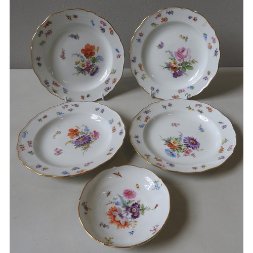 221 - A GROUP OF FOUR MEISSEN 'DEUTSCHE BLUMEN' SIDE PLATES AND SAUCER, LATE 19TH CENTURY, with gilded sca... 