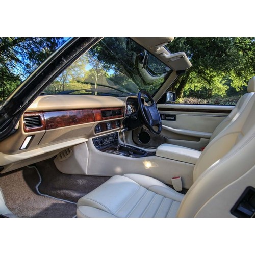 25 - 1994 JAGUAR XJS 4.0 CONVERTIBLERegistration Number: M240 AGN                    Chassis Number: SAJJ... 