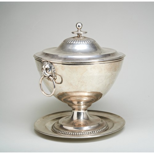 96 - A LARGE TUREEN ON STAND, DANISH COLONIAL, POSSIBLY TRANQUEBAR, C.1820. A very large circular lidded ... 