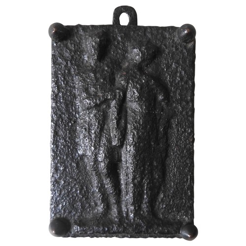 103 - A 19TH CENTURY CAST IRON PLAQUE, decorated in low relief depicting two robed Roman male and female f... 