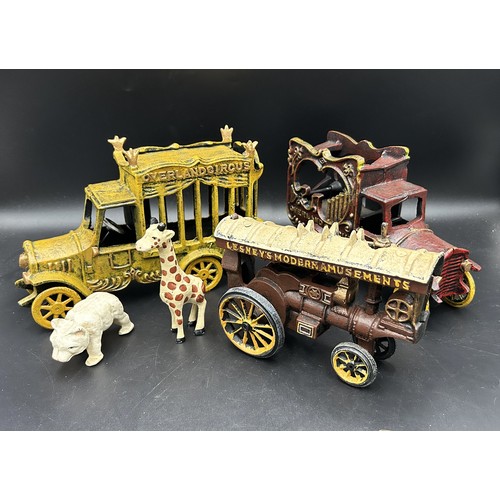 519 - OVERLAND CAST IRON TOY CIRCUS SET Heavy vintage style iron circus set of 5 pieces, approximately 1:2... 