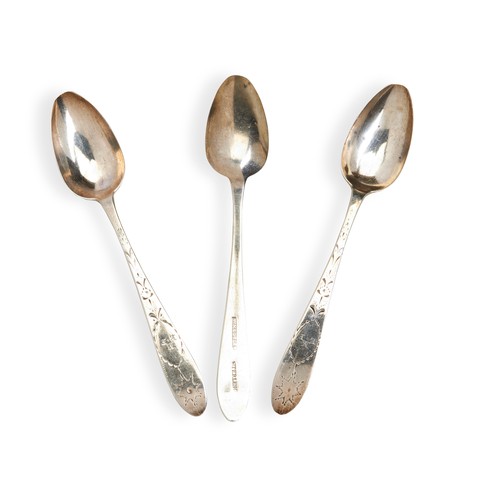 75 - THREE IRISH PROVINCIAL TEASPOONS, CORK, C.1800. Three matching teaspoons each engraved in Irish 