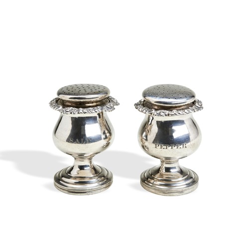 108 - A PAIR OF PLAIN BALUSTER CONDIMENT SHAKERS, CALCUTTA C.1820. A pair of condiment shakers with gilt i... 