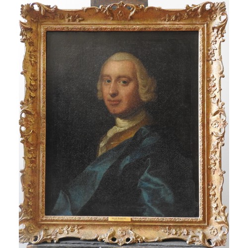 437 - CIRCLE OF ALLAN RAMSEY (1713-1784) POTRAIT OIL PAINTING ON CANVAS OF GENTLEMAN34 x 49 cm