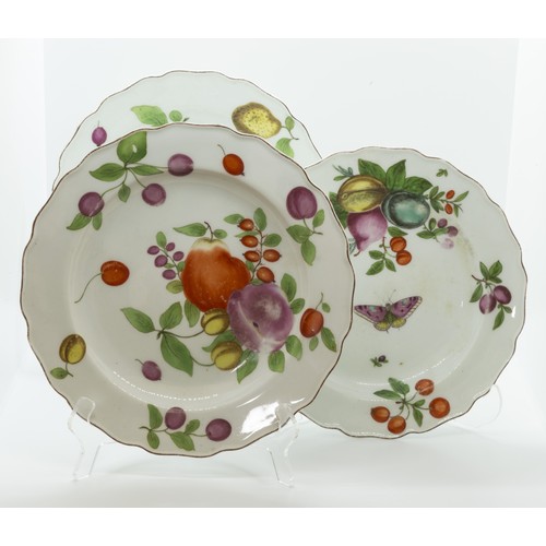 872 - THREE CHELSEA PLATESCIRCA 1760Two similar plates decorated with fruits and another, smaller plate wi... 