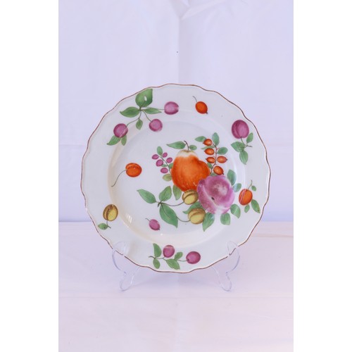 872 - THREE CHELSEA PLATESCIRCA 1760Two similar plates decorated with fruits and another, smaller plate wi... 