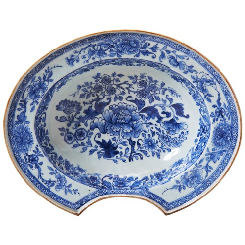 1999 - A CHINESE BLUE AND WHITE BARBERS BOWLQIANLONG PERIOD (1736-1795)painted with scrolling lotus and chr... 