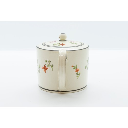 927 - A WEDGWOOD CREAMWARE TEAPOT