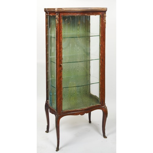 1596 - A LOUIS XV STYLE KINGWOOD AND GILT-METAL MOUNTED VITRINE CIRCA 1900 with a breche d'Alep marble top.... 