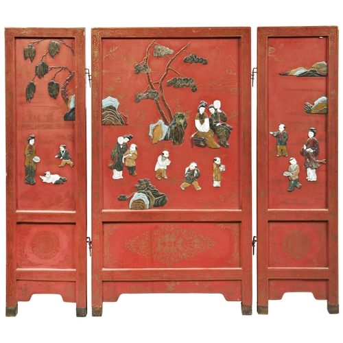 2157 - TWO CHINESE LACQUER AND HARDSTONE FOLDING SCREENSLATE QING / REPUBLIC PERIODdecorated with figures e... 