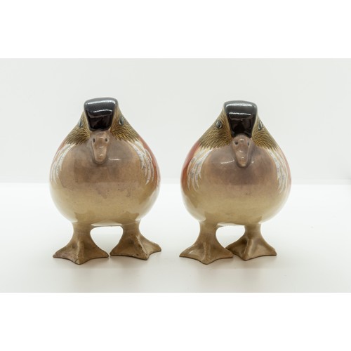 2033 - A RARE PAIR OF JAPANESE SATSUMA FIGURES OF DUCKSLATE MEIJI / TAISHO PERIOD11.5cm high