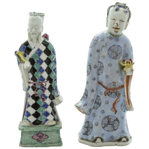 2050 - TWO CHINESE FAMILLE ROSE FIGURESQING DYNASTY, 18TH CENTURY22cm & 23cm high