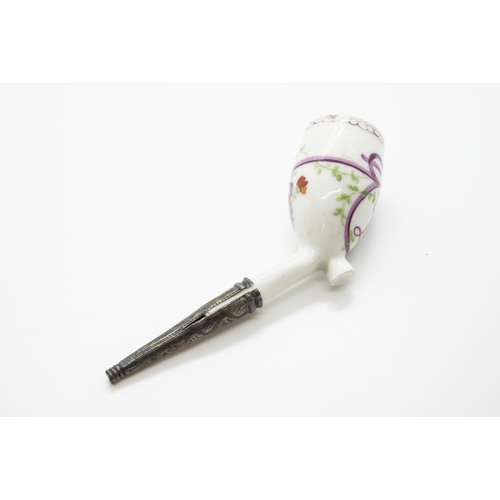 994 - A PORCELAIN PIPE WITH SILVER MOUNT19th Century, 11cms