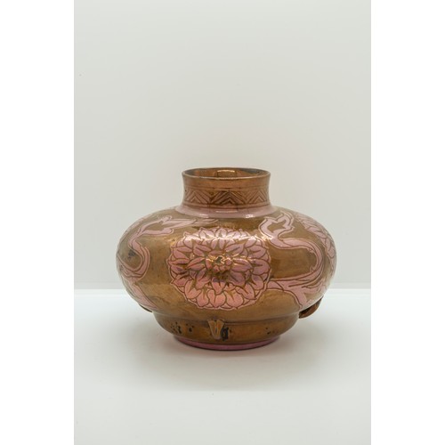 1025 - A FOLEY 'SPANO LUSTRA' VASECirca 1900, with copper lustre and floral decoration, 15cms