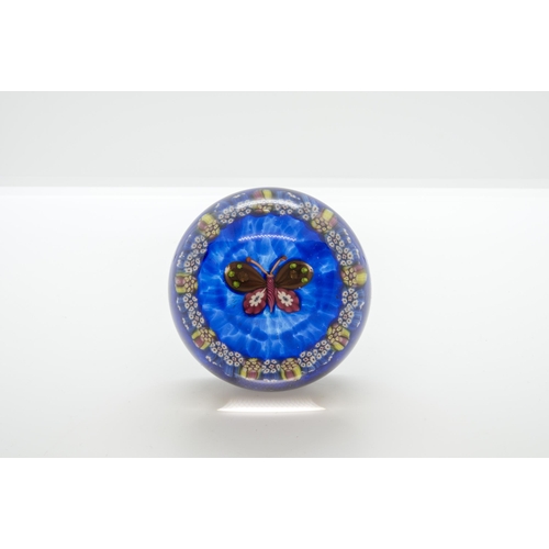 1246 - A BUTTERFLY PAPERWEIGHT, probably Paul Ysart20th century, 7,5cms