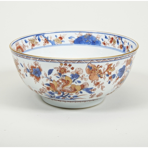 2102 - A CHINESE EXPORT IMARI DECORATED BOWLQIANLONG PERIOD (1736-1795)26cm diam