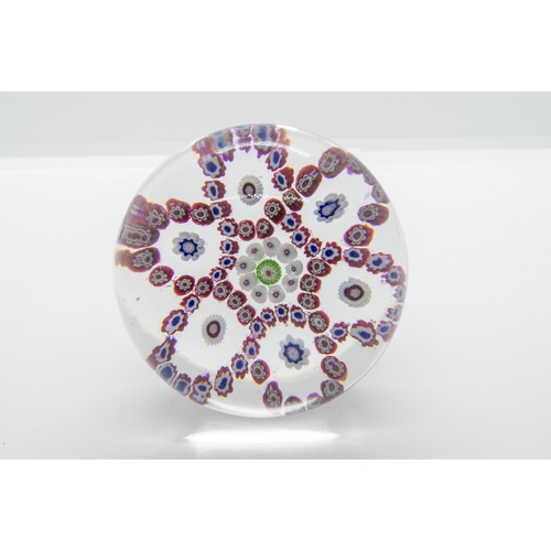 1253 - A DOUBLE GARLAND PAPERWEIGHT, PROBABBLY BACCARATLate 19th century, 8cms