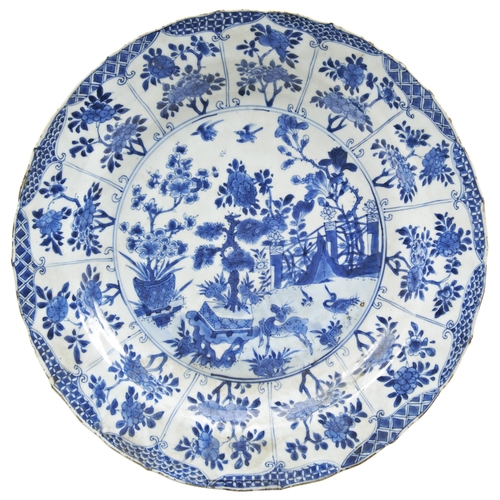 A LARGE CHINESE BLUE AND WHITE CHARGER