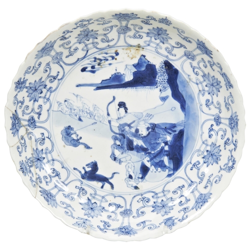 2132 - TWO CHINESE BLUE AND WHITE BARBED DISHESKANGXI PERIOD (1662-1722)with an apocryphal Chenghua mark20c... 