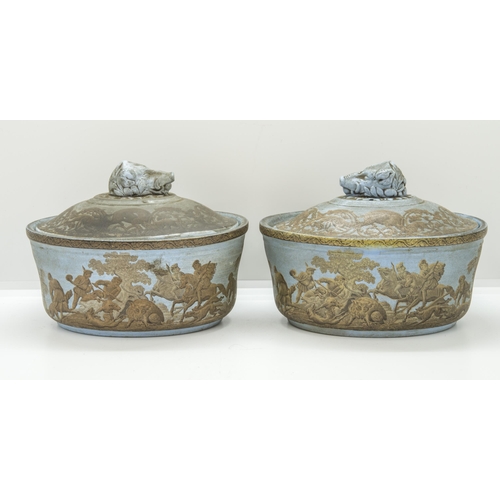 1122 - F&R PRATT A PAIR OF POTTING PANS WITH BOARS HEAD FINAILSMid 19th century, printed a boar hunt, 1... 