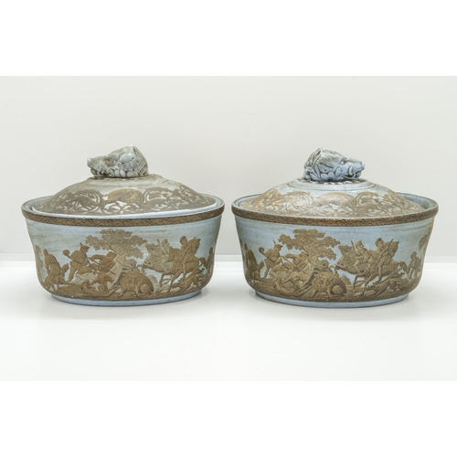 1122 - F&R PRATT A PAIR OF POTTING PANS WITH BOARS HEAD FINAILSMid 19th century, printed a boar hunt, 1... 