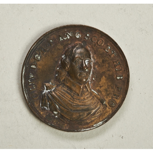 782 - OLIVER CROMWELL LORD PROTECTOR COPPER MEDAL (1653-58) after T. Simon.        3.4 cm