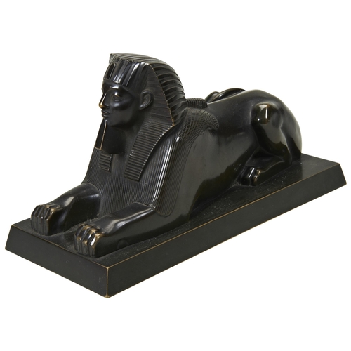 1842 - A 19TH CENTURY GRAND TOUR BRONZE MODEL OF A SPHINX.13x22x10cms