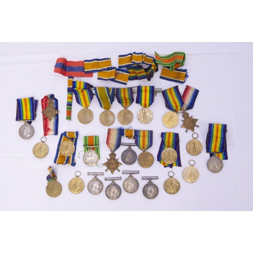 753 - ASSORTED WWI MEDALS. A LOT.