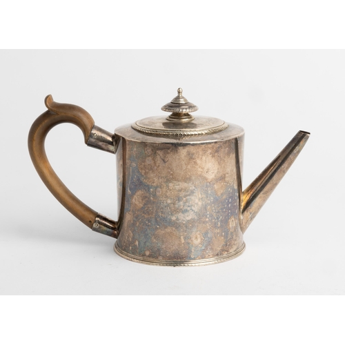 452 - A GEORGE III DRUM SHAPE TEAPOT, LONDON 1772 With gadroon edges and a carved wooden handle.22 cm.420 ... 