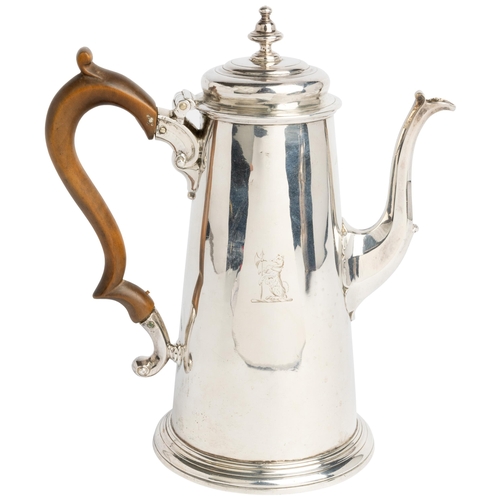 477 - A GEORGE II STYLE COFFEE POT, LONDON HALLMARK22.5 cm.649 g.